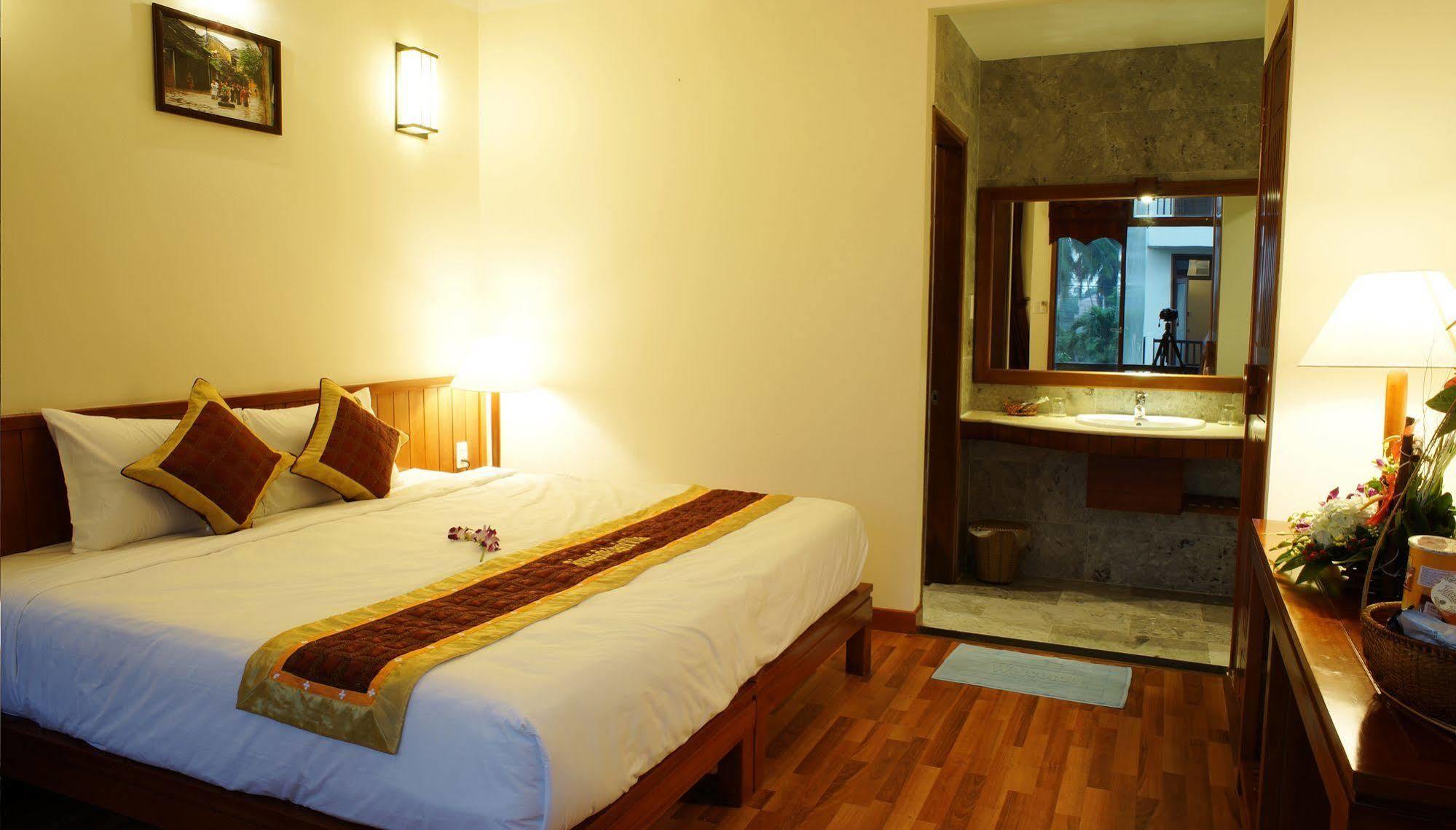 Riverside Oasis Villa Hoi An Exteriör bild
